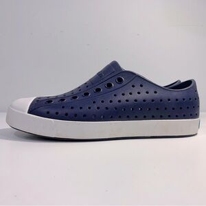 Native Navy Blue White Logo Slip On Water Shoes Women's Size 8 Men's Size 6